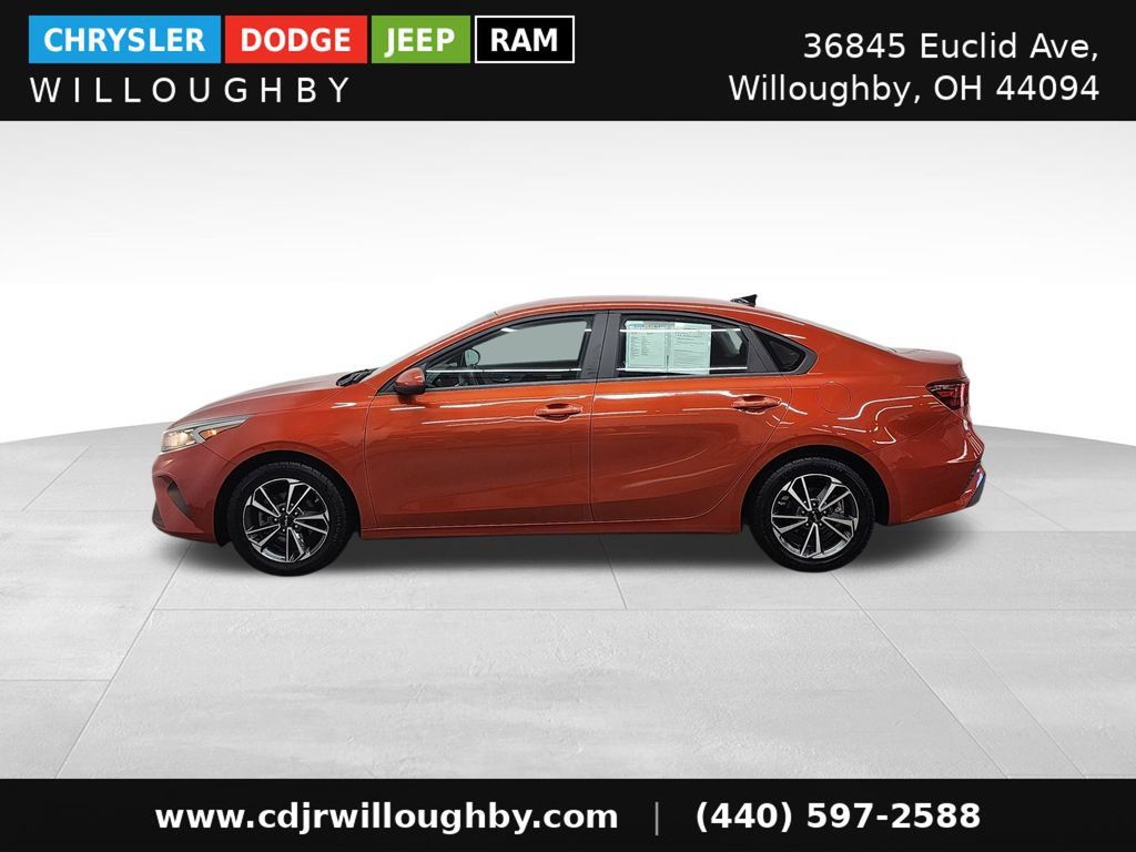 Used 2022 Kia Forte LXS FWD image 6