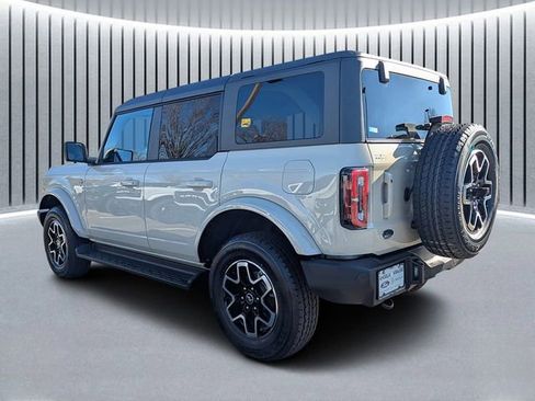New 2025 Ford Bronco Outer Banks image 6