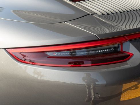 Used 2017 Porsche 911 Targa 4 GTS AWD/4WD image 16