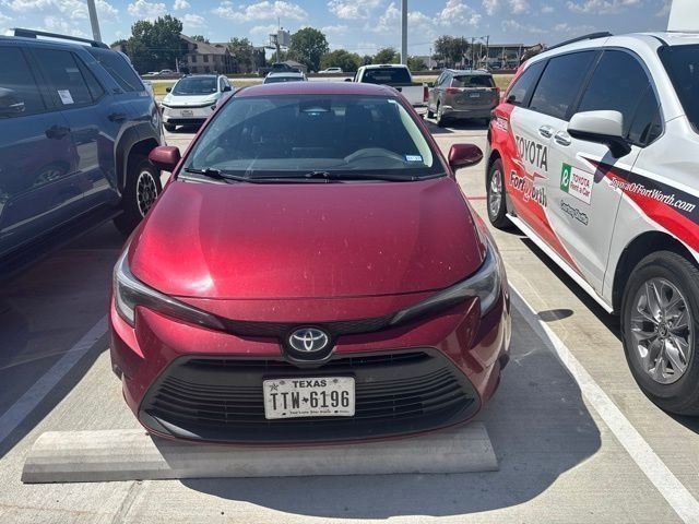 Used 2024 Toyota Corolla LE FWD image 3