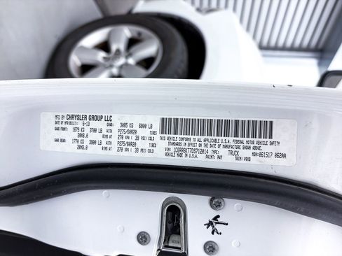 Used 2013 RAM 1500 Express image 27