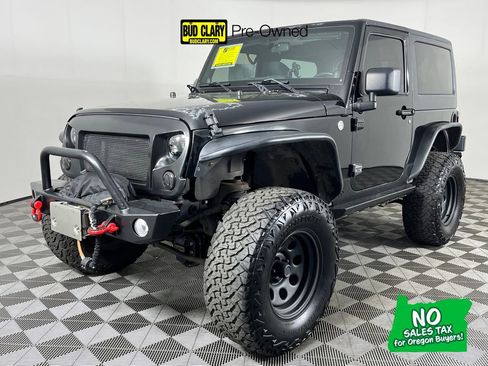 Used 2011 Jeep Wrangler Rubicon w/ PWR Convenience Group AWD/4WD image 1