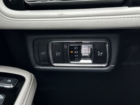 New 2026 Lincoln Aviator 2WD image 28