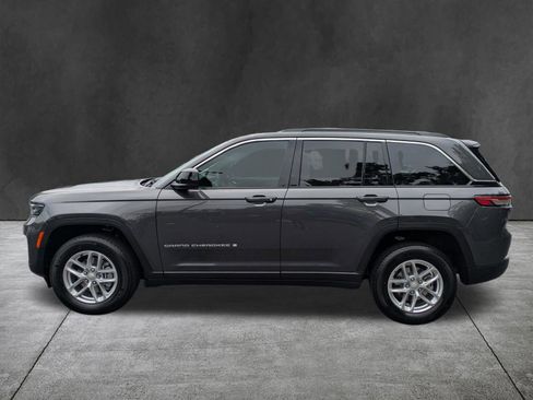 New 2026 Jeep Grand Cherokee Laredo RWD image 7