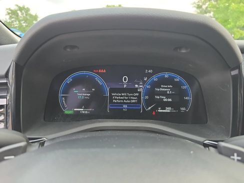 Used 2025 Toyota Camry XSE AWD/4WD image 21