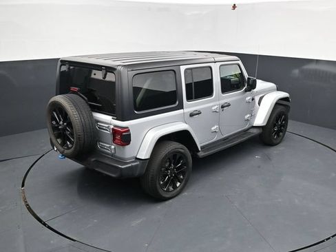 Used 2023 Jeep Wrangler Unlimited Sahara w/ Cold Weather Group AWD/4WD image 58