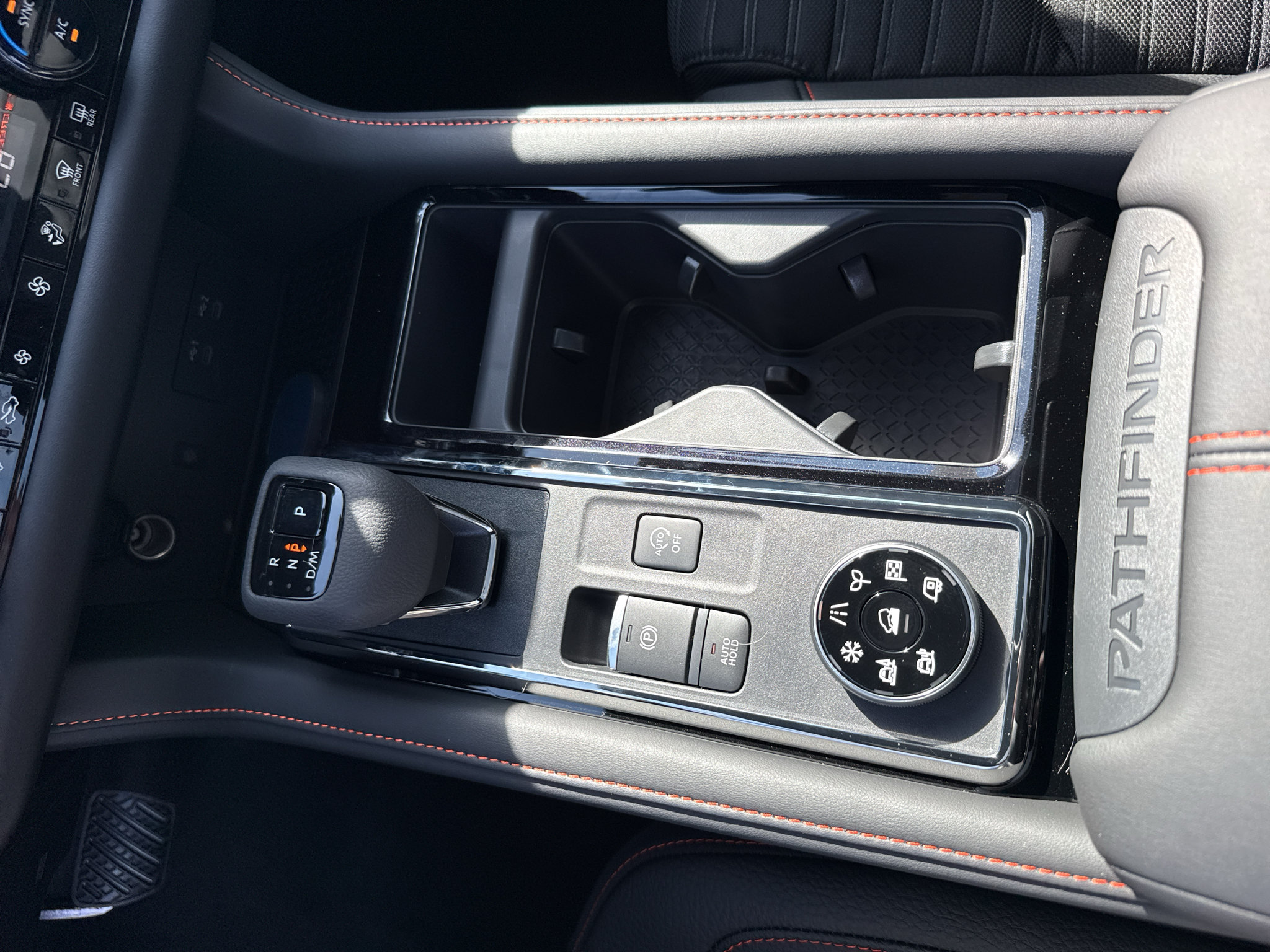 New 2026 Nissan Pathfinder Rock Creek AWD/4WD image 11