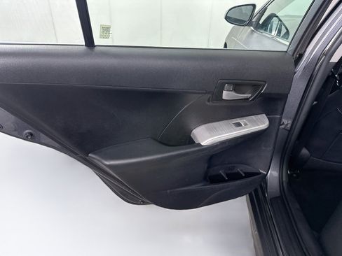 Used 2012 Toyota Camry SE FWD image 23
