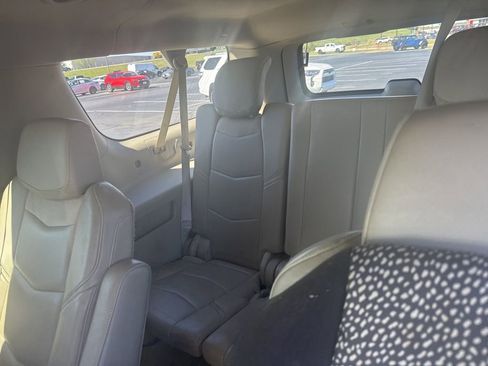 Used 2015 Cadillac Escalade ESV Luxury image 7