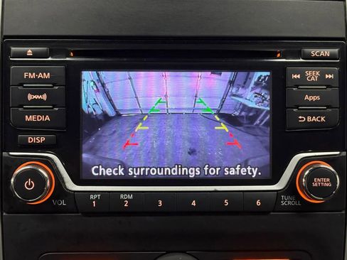 Used 2016 Nissan Frontier SV image 10