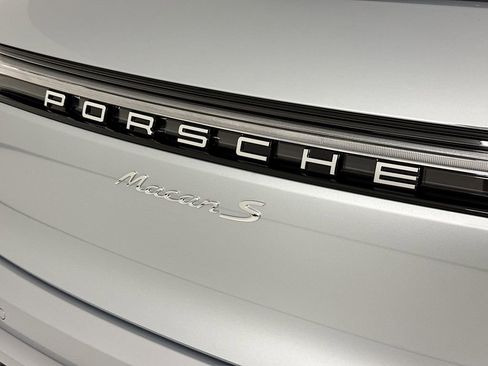New 2026 Porsche Macan S image 36