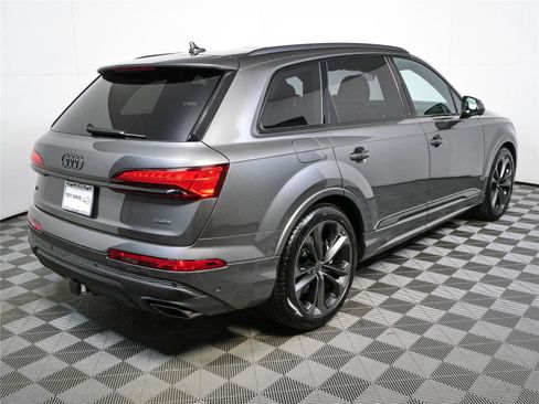 Used 2026 Audi Q7 3.0T Premium Plus w/ Premium Plus Package AWD/4WD image 3