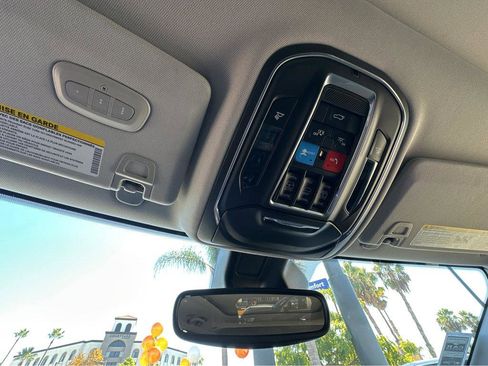 Used 2023 Jeep Grand Cherokee 4WD 4xe image 25