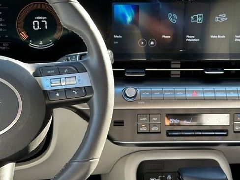 Certified 2024 Hyundai Kona SEL AWD/4WD image 12