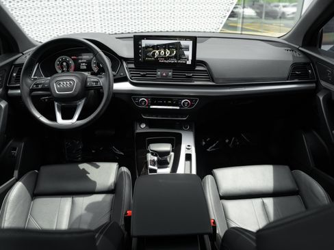 Certified 2025 Audi Q5 2.0T Premium w/ Convenience Plus Package AWD/4WD image 8