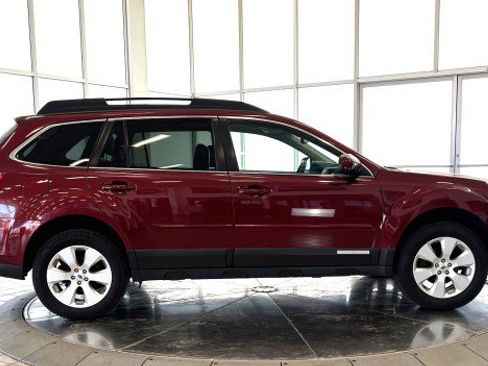 Used 2012 Subaru Outback 2.5i Limited w/ Moonroof Pkg image 10
