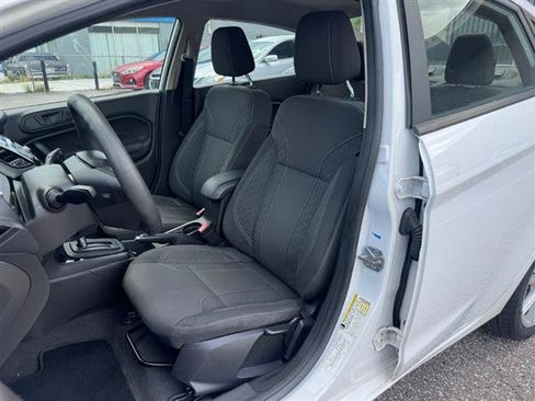 Used 2019 Ford Fiesta SE w/ Equipment Group 201A FWD image 7