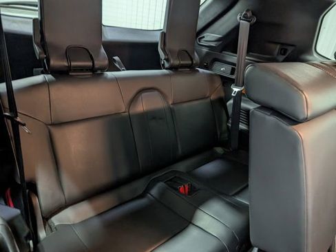 Used 2023 Mitsubishi Outlander SEL image 27