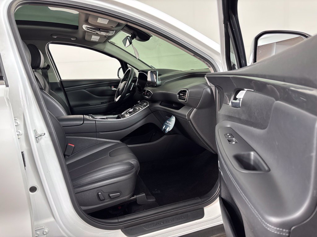 Used 2023 Hyundai Santa Fe SEL w/ Premium Package FWD image 8