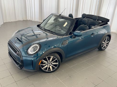 Used 2023 MINI Cooper S w/ Sidewalk Package image 33