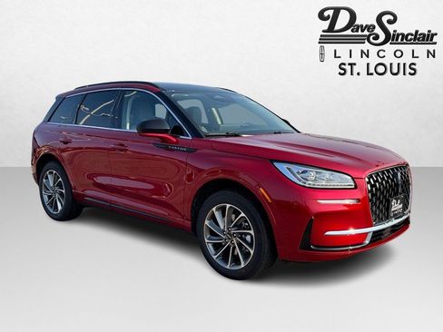 New 2025 Lincoln Corsair Grand Touring image 3