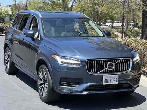Used 2021 Volvo XC90 T5 Momentum AWD/4WD image 21