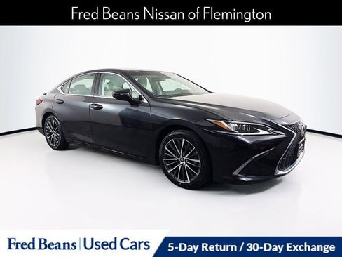 Used 2023 Lexus ES 350 w/ Premium Package FWD image 1