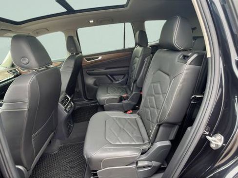 New 2026 Volkswagen Atlas SE image 22