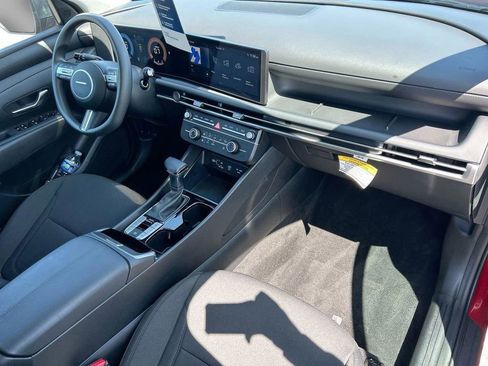 New 2026 Hyundai Tucson SE image 16