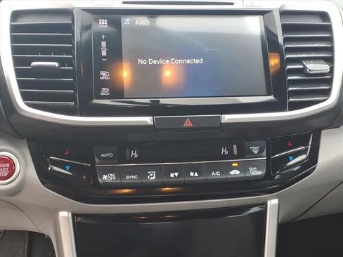 Used 2016 Honda Accord EX image 24