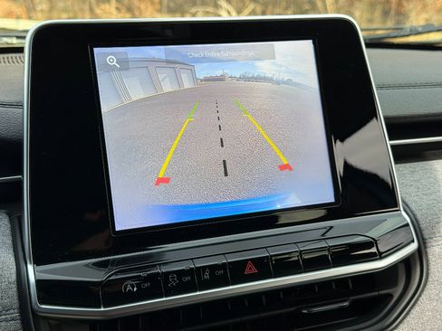 Used 2022 Jeep Compass Latitude w/ Convenience Group image 31