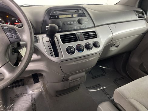 Used 2010 Honda Odyssey LX image 20