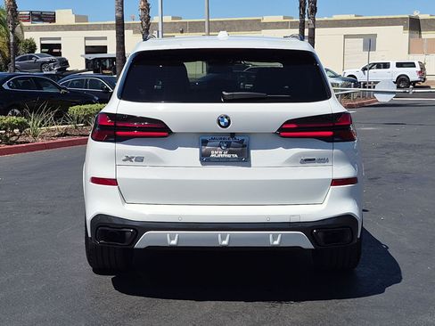Used 2026 BMW X5 xDrive40i w/ M Sport Package AWD/4WD image 9