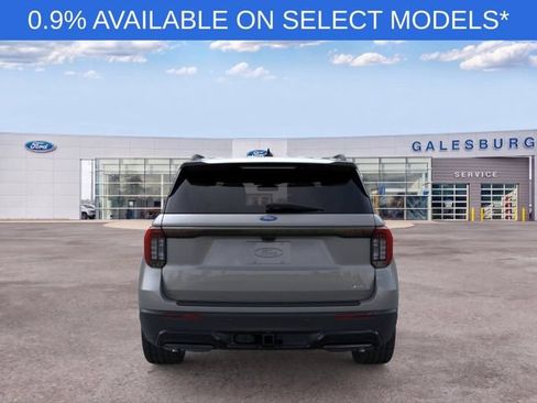 New 2026 Ford Explorer ST-Line w/ ST-Line Street Pack AWD/4WD image 5