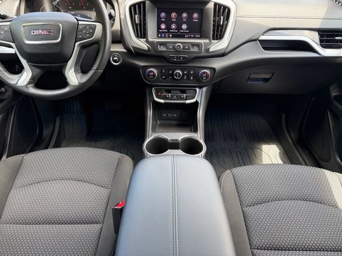 Used 2023 GMC Terrain SLE w/ Driver Convenience Package AWD/4WD image 19