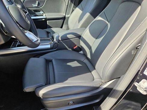 Used 2025 Mercedes-Benz GLA 250 image 15