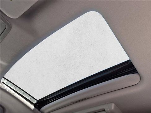 Used 2016 Honda Pilot Touring image 13