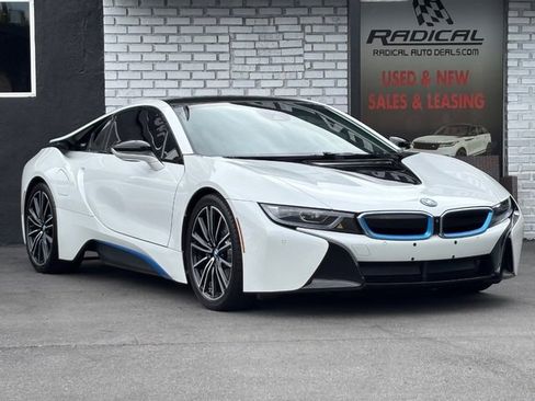 Used 2019 BMW i8 Coupe AWD/4WD image 7