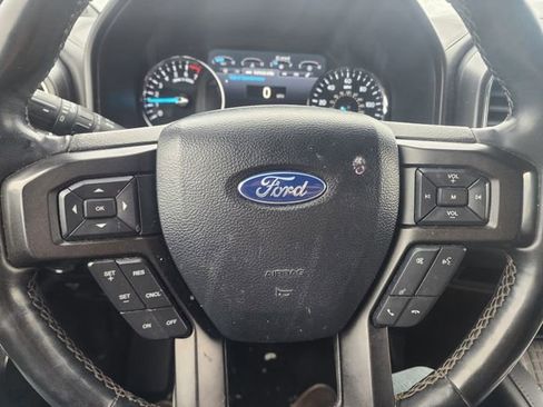 Used 2020 Ford Expedition Limited image 10