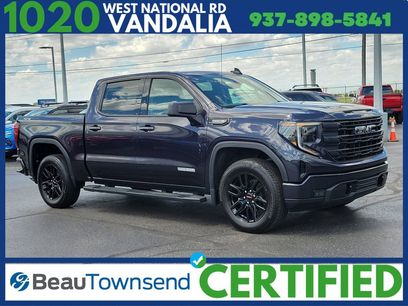 Used 2024 GMC Sierra 1500 Elevation w/ LPO, Elevation Black Package