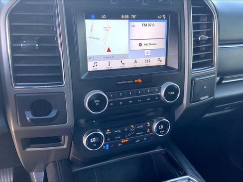 Used 2018 Ford Expedition Max XLT w/ Equipment Group 202A AWD/4WD image 34