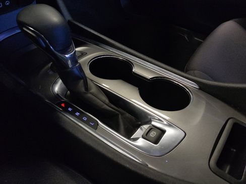 Used 2023 Chevrolet Malibu LT FWD image 26