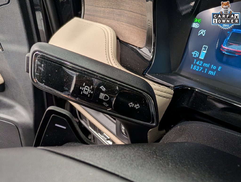 Used 2025 Lincoln Corsair Reserve AWD/4WD image 24