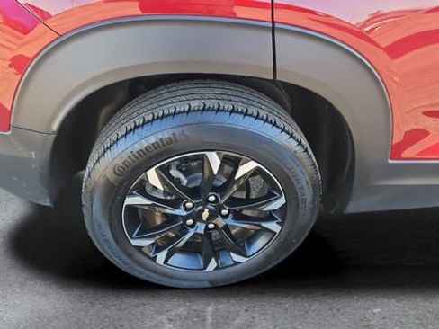 Used 2023 Chevrolet TrailBlazer LT w/ Convenience Package image 19