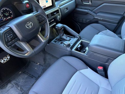 Used 2026 Toyota Tacoma TRD Sport AWD/4WD image 11