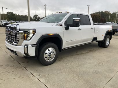 Used 2025 GMC Sierra 3500 Denali w/ Denali Reserve Package