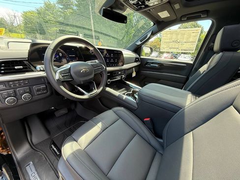 New 2026 Chevrolet Tahoe RST w/ Sun And Tow Package AWD/4WD image 18