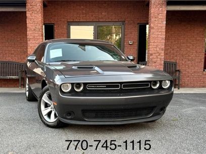 Used 2018 Dodge Challenger SXT