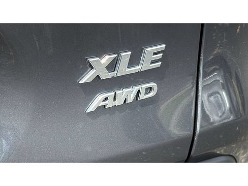 Used 2025 Toyota RAV4 XLE Premium w/ Weather Package AWD/4WD image 8