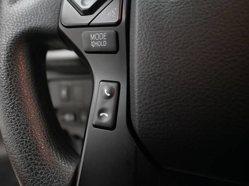 Used 2023 Toyota Tacoma SR AWD/4WD image 18